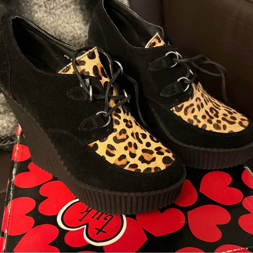 T.U.K. 'A8374L' Wedge Creeper